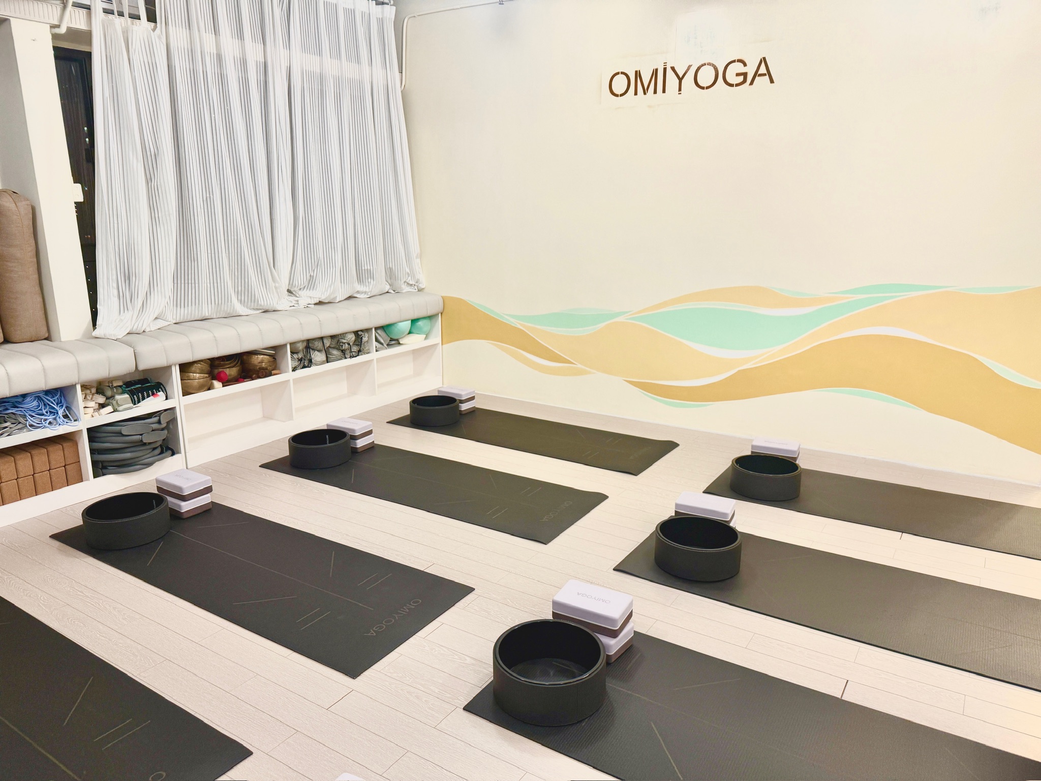 OMIYOGA studio